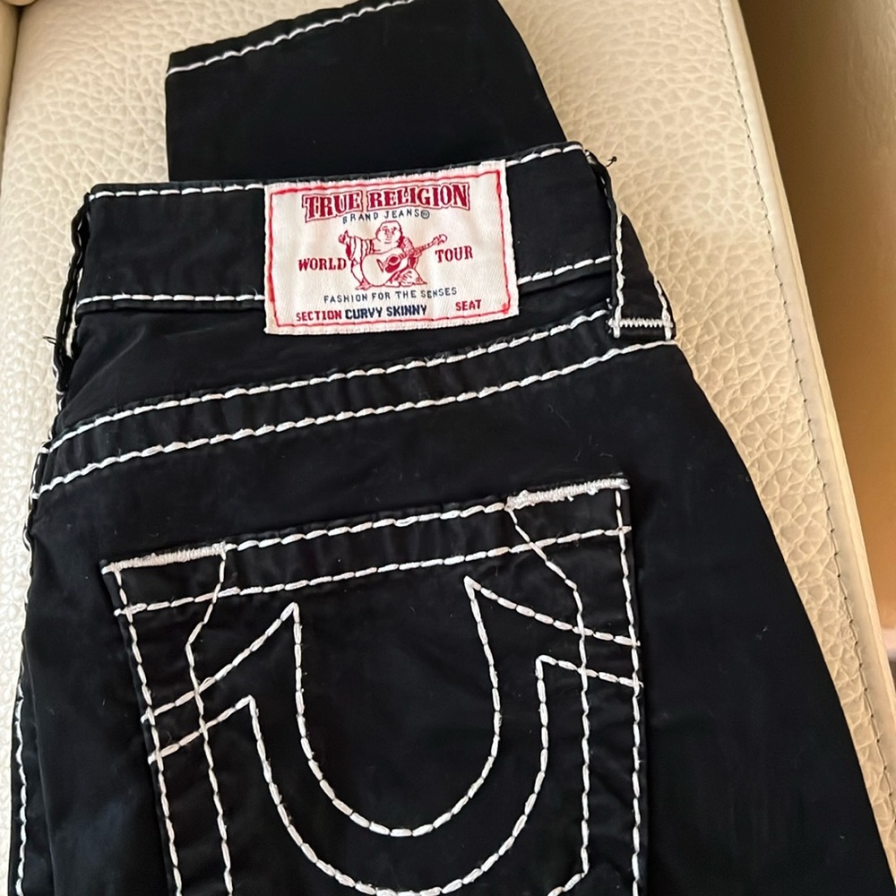 True Religion size 26, great condition.